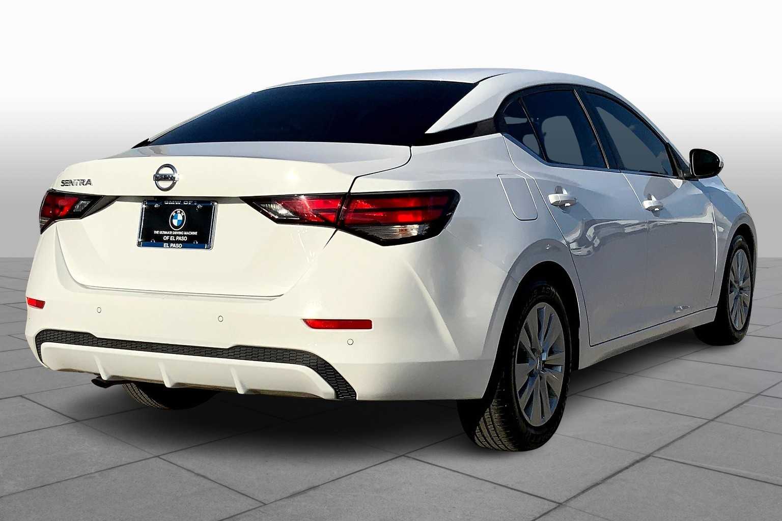 2023 Nissan Sentra S photo 11