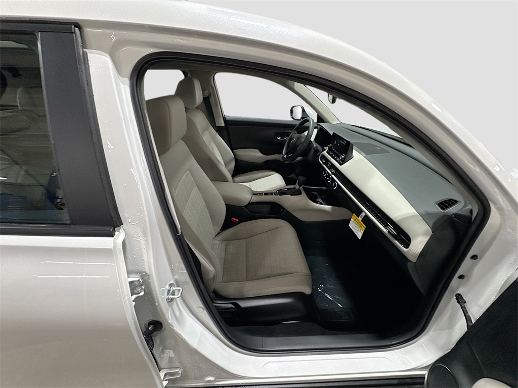 2025 Honda HR-V LX photo 23
