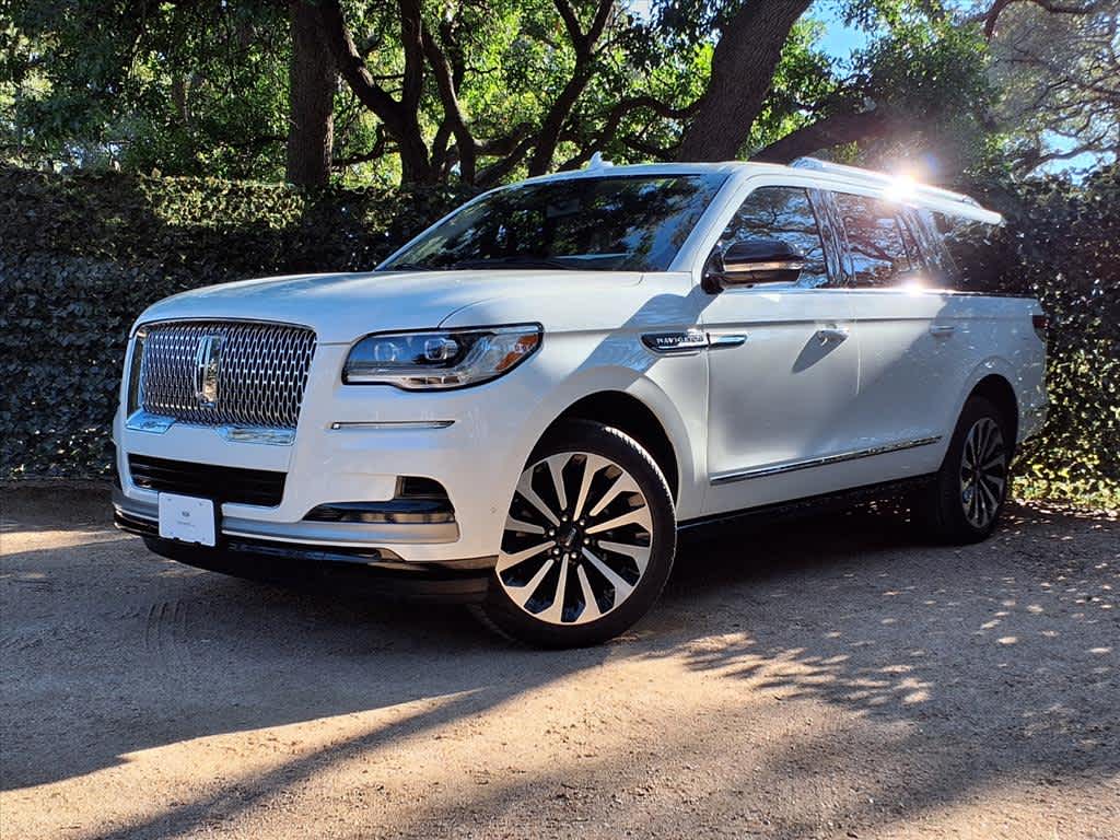 2024 Lincoln Navigator Reserve L's photo