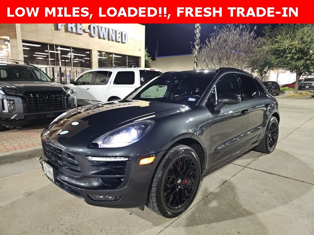 2017 Porsche Macan GTS's photo