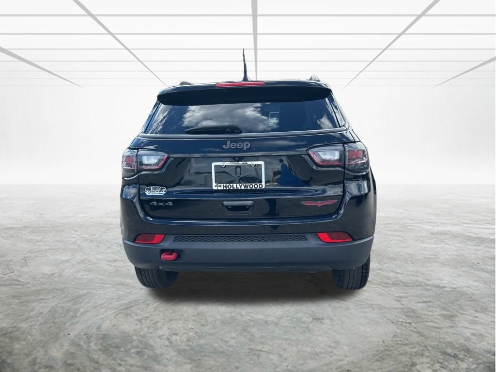 2022 Jeep Compass Trailhawk photo 4