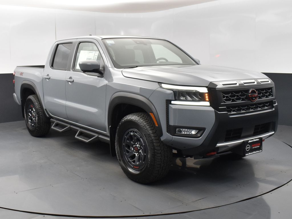 2026 Nissan Frontier PRO-4X's photo