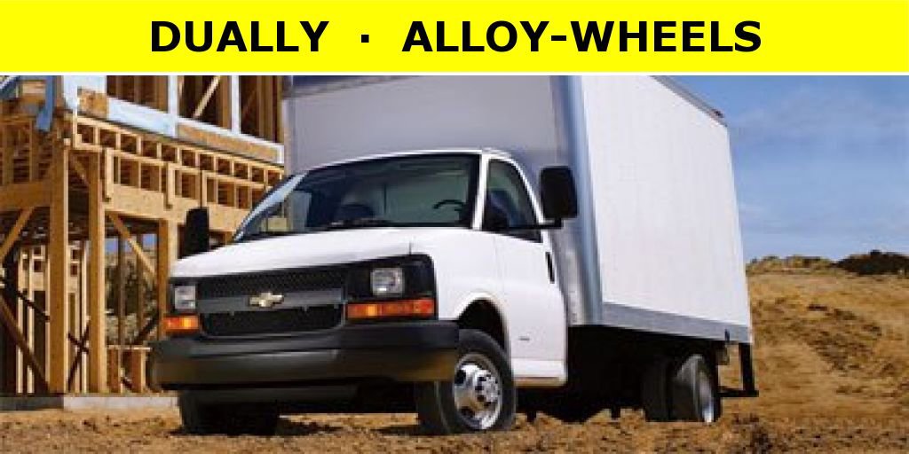 2011 Chevrolet Express G4500's photo