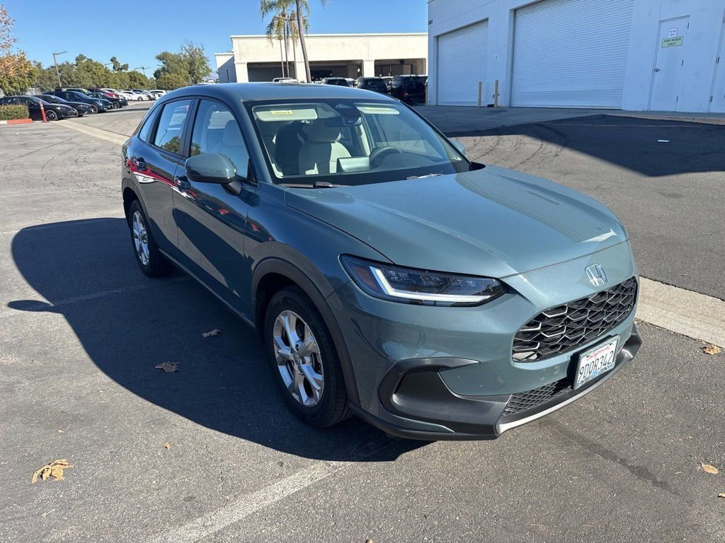 2023 Honda HR-V LX photo 2