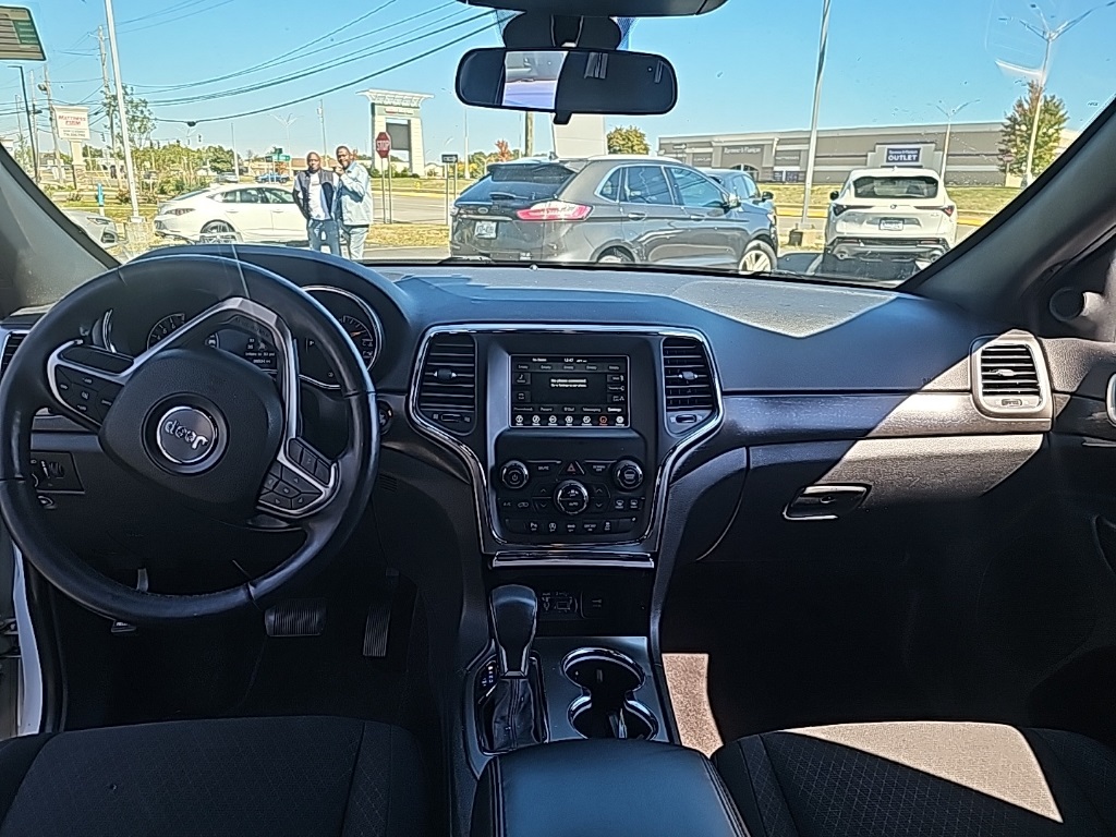 2018 Jeep Grand Cherokee Laredo photo 7