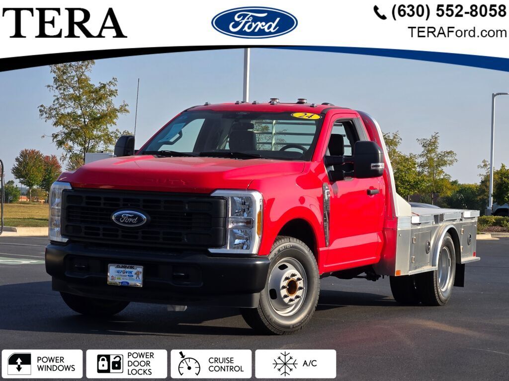 2024 Ford F-350 Super Duty Chassis Cab XL's photo