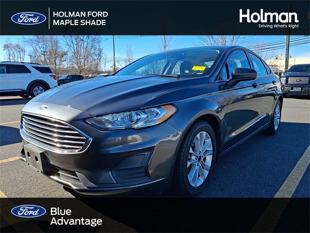 2020 Ford Fusion SE's photo