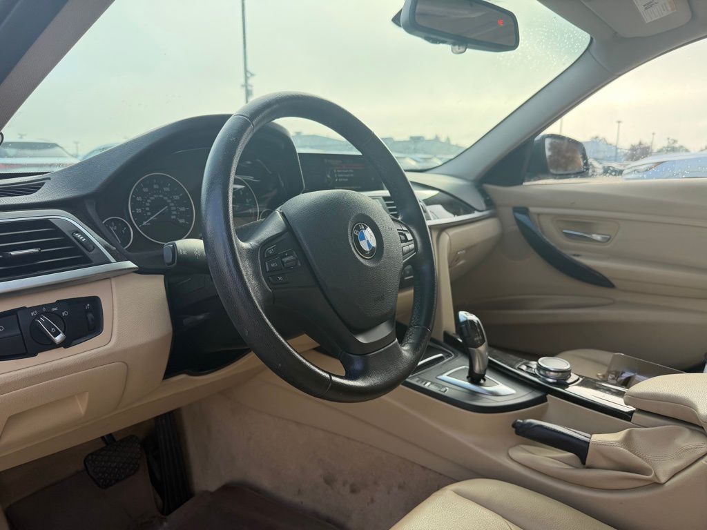 2016 Bmw 320i SA photo 2