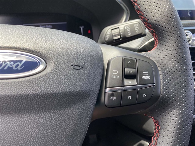 2025 Ford Escape Hybrid ST-Line photo 16