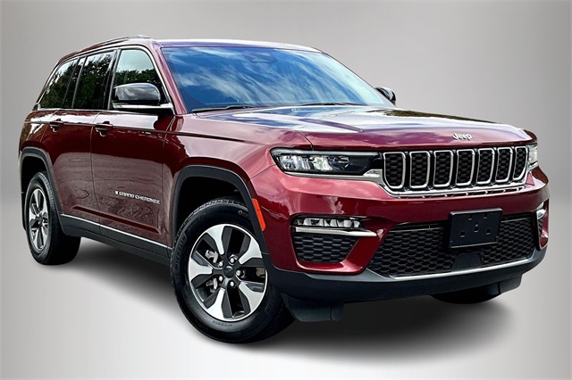 2022 Jeep Grand Cherokee 4xe's photo