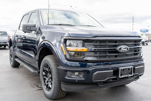 2025 Ford F-150 XLT photo 4