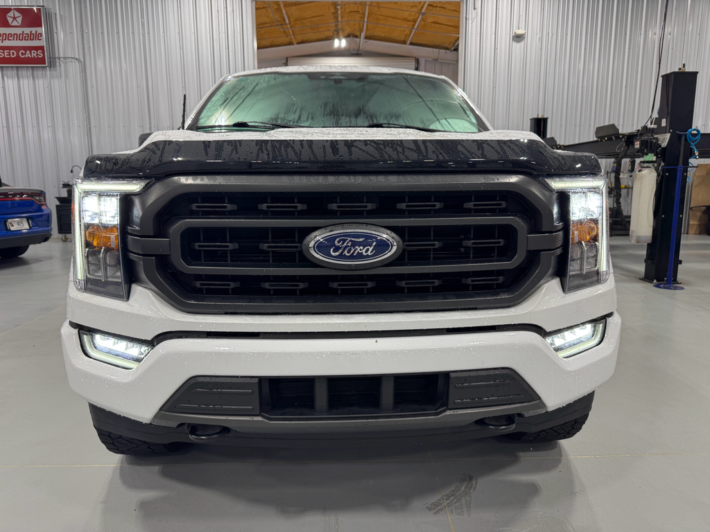 2023 Ford F-150 XLT photo 13