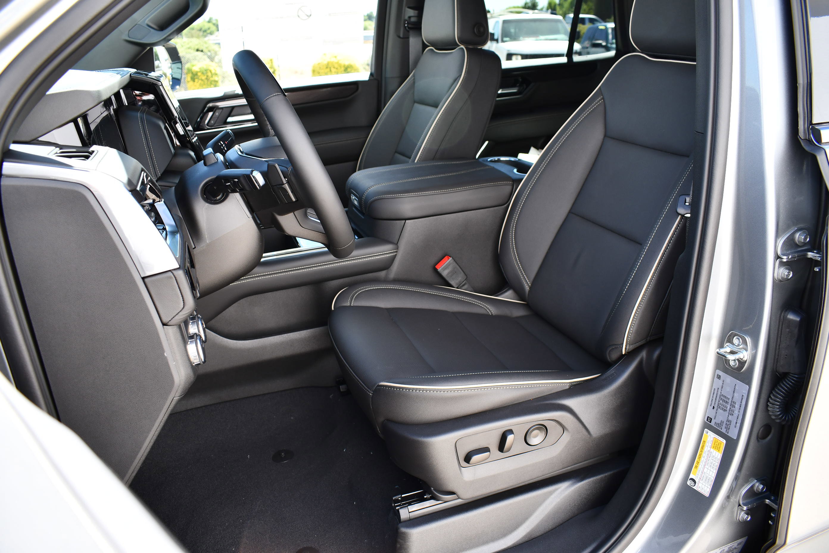 2025 Gmc Yukon photo 21