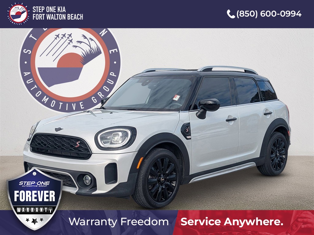 2022 MINI Countryman S's photo