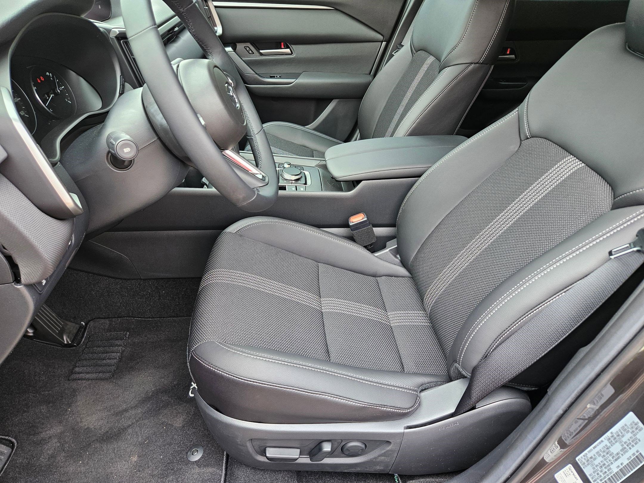 2025 Mazda CX-50 Preferred photo 16