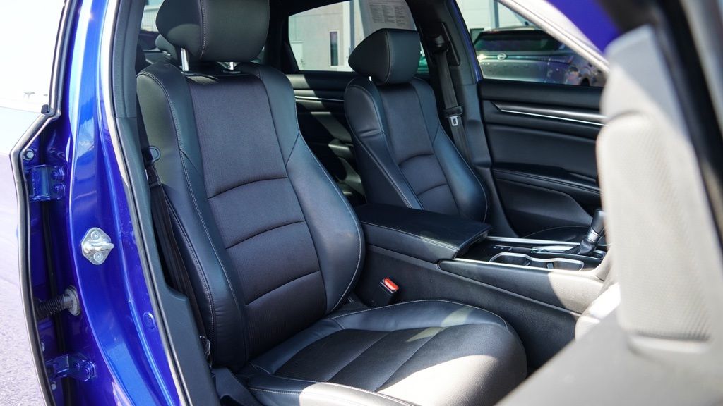 2018 Honda Accord Sport photo 20