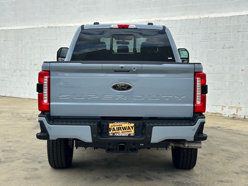 2025 Ford F-250 Lariat photo 5
