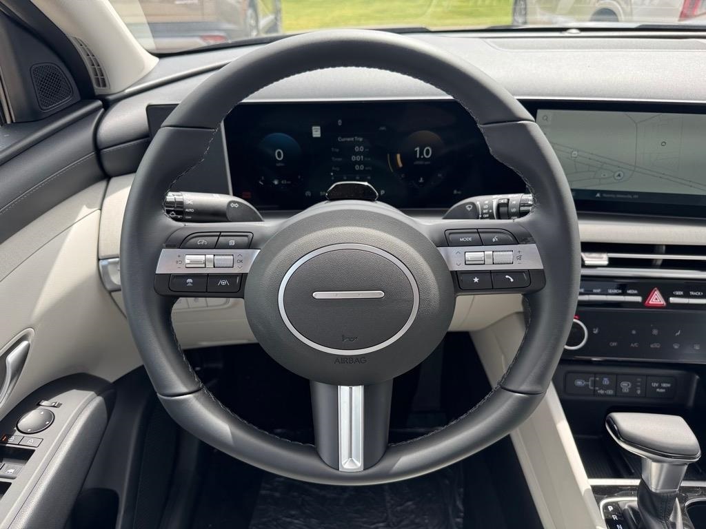 2025 Hyundai Tucson SEL Convenience photo 8