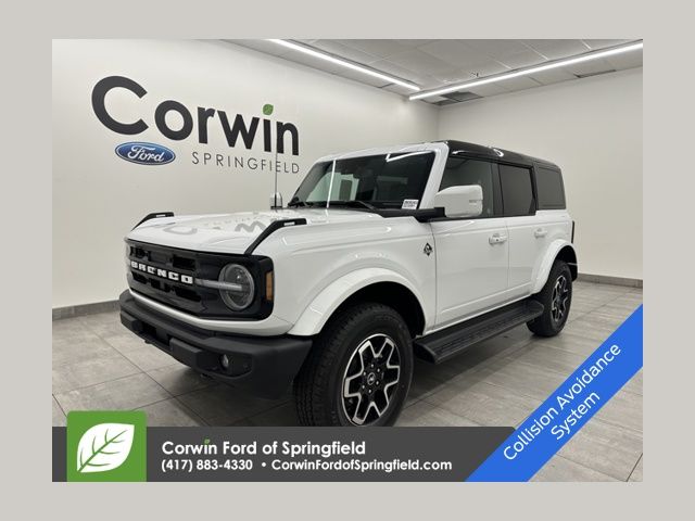 2025 Ford Bronco 4-Door Outer Banks's photo