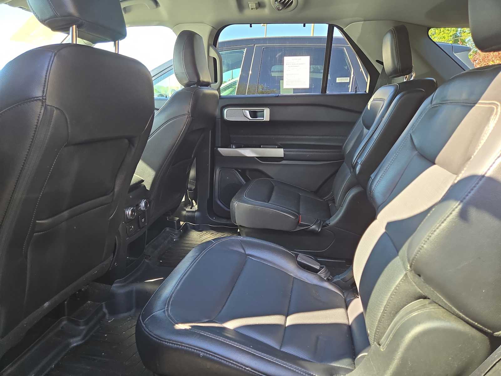 2021 Ford Explorer Limited photo 4