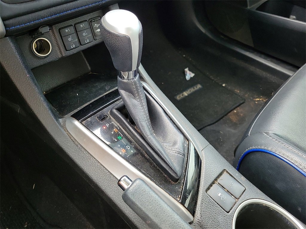 2018 Toyota Corolla XLE XSE photo 24
