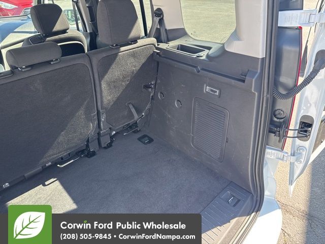 2014 Ford Transit Connect XLT photo 32