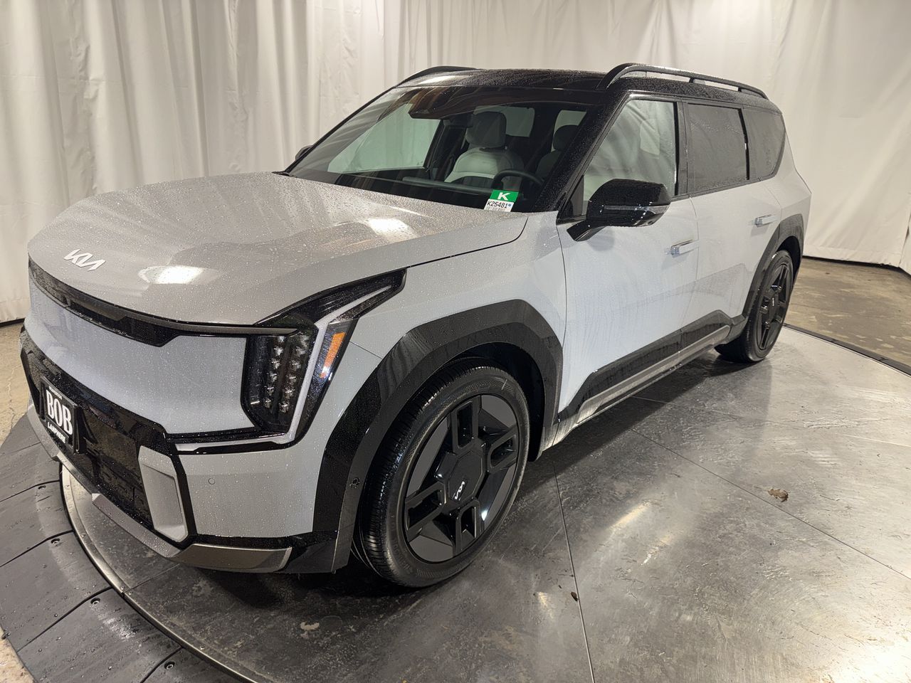 2026 Kia EV9 GT-Line's photo