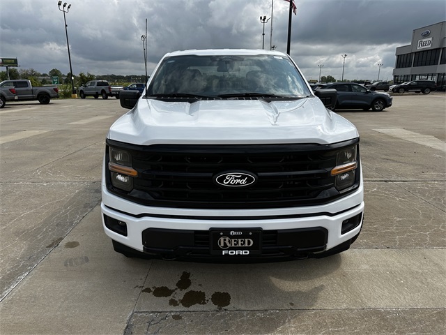 2025 Ford F-150 XLT photo 3