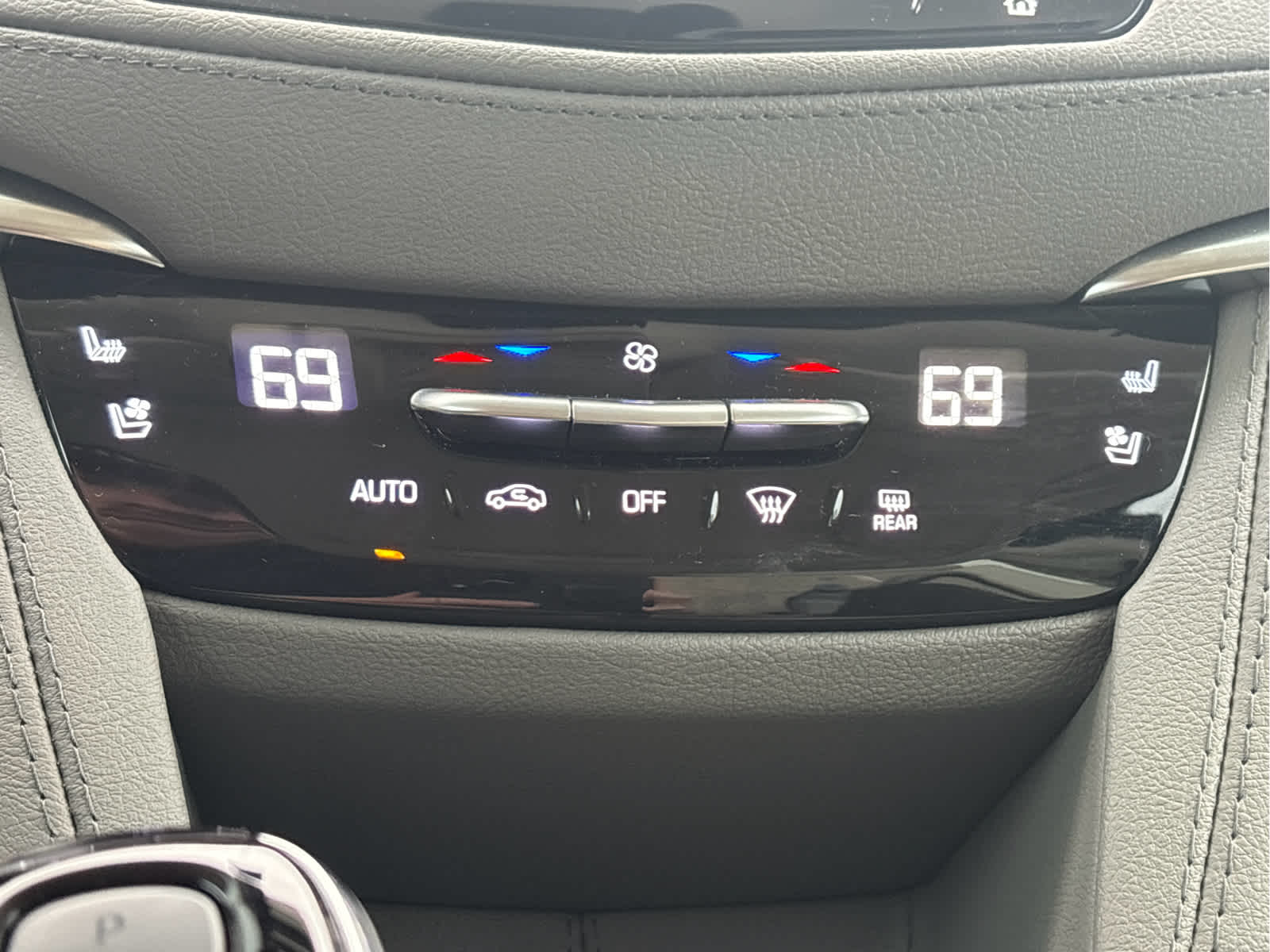 2024 Cadillac XT5 Premium Luxury photo 23