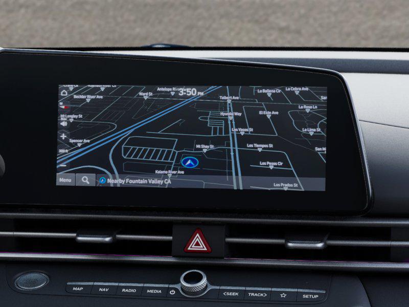 2025 Hyundai Elantra Limited photo 11