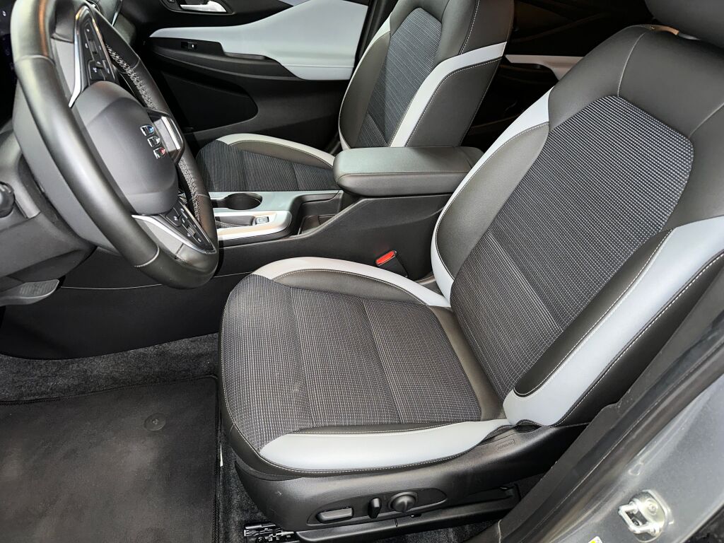 2024 Buick Envista Preferred photo 2