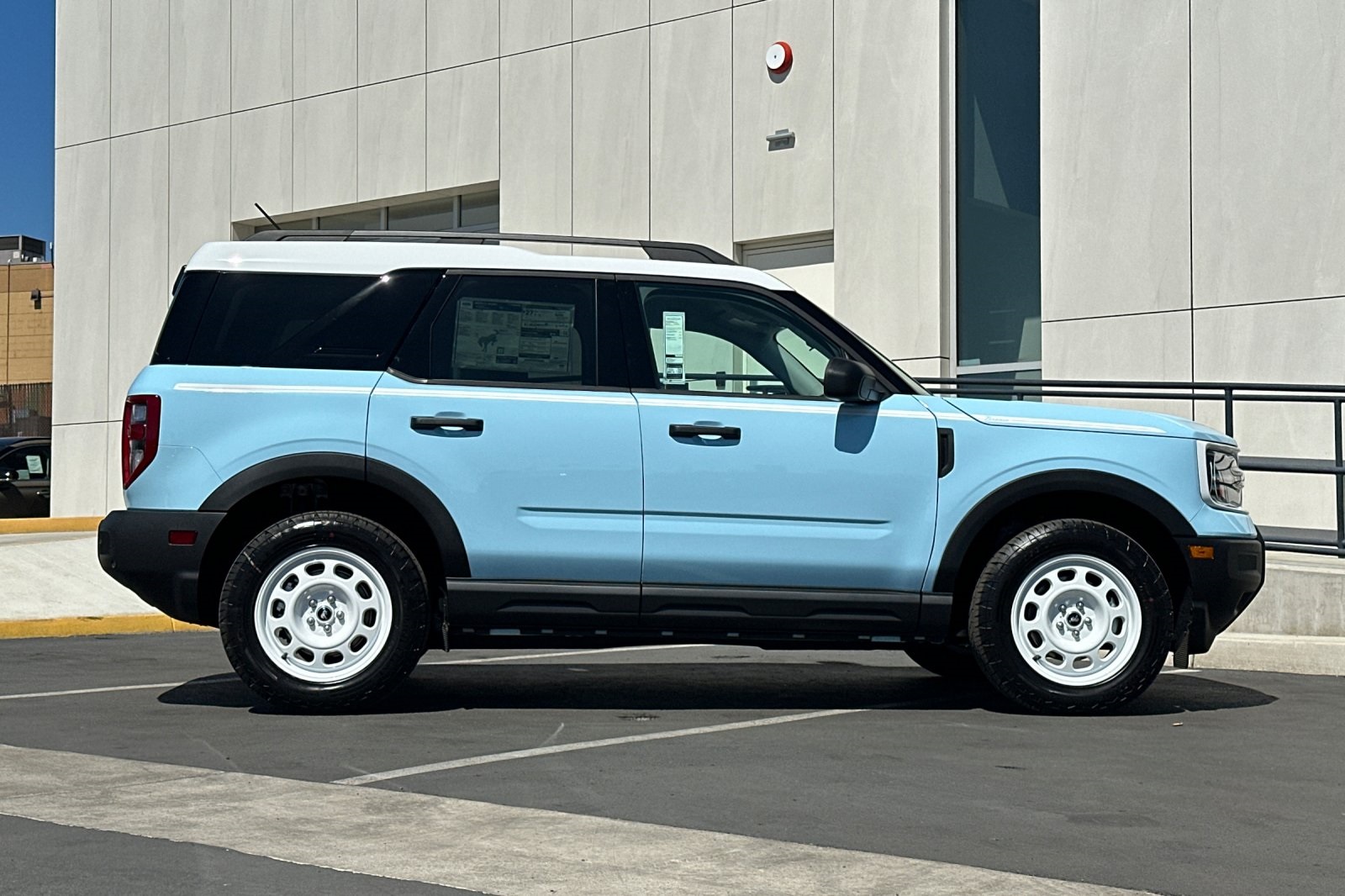 2025 Ford Bronco Sport Heritage photo 2