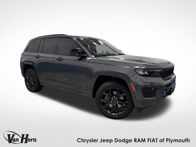 2023 Jeep Grand Cherokee 30th Anniversary 4xe's photo