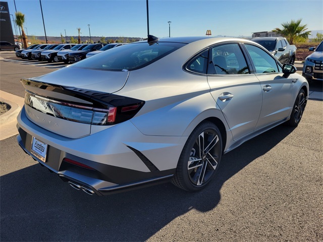 2025 Hyundai Sonata N Line photo 3
