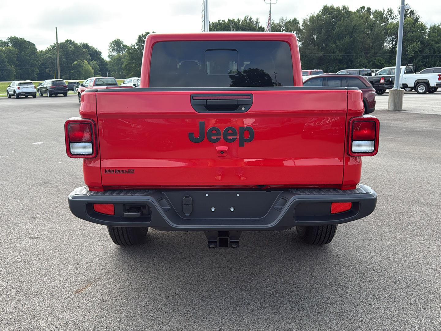2025 Jeep Gladiator Sport photo 13