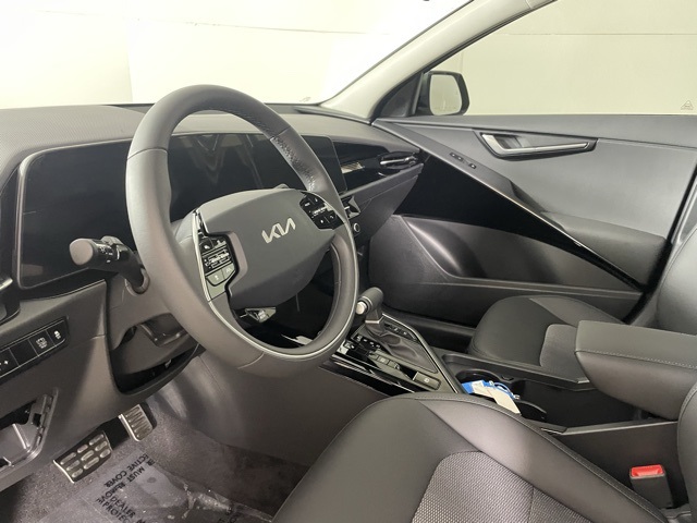 2025 Kia Niro EX photo 20