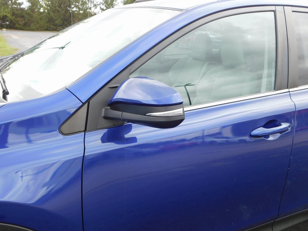 2015 Toyota RAV4 Limited photo 8