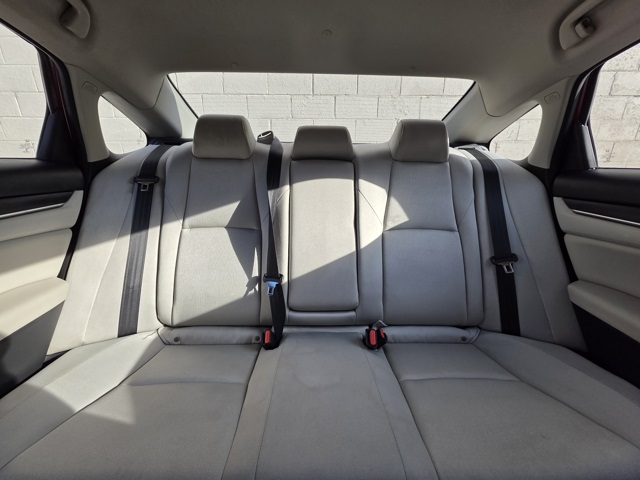 2022 Honda Accord LX photo 14