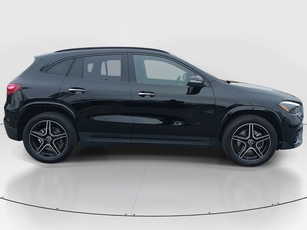 2025 Mercedes Benz GLA 250 photo 4