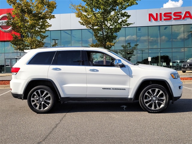 2018 Jeep Grand Cherokee Limited photo 2