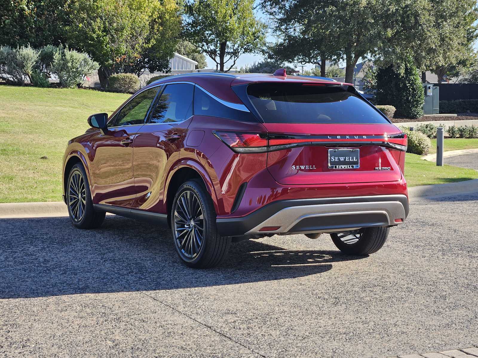 2025 Lexus RX 350 Premium photo 3