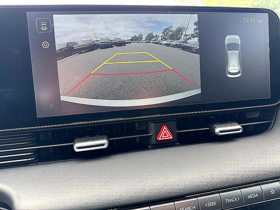 2025 Hyundai Ioniq 5 SEL photo 10