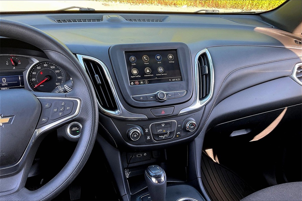 2019 Chevrolet Equinox LT photo 17