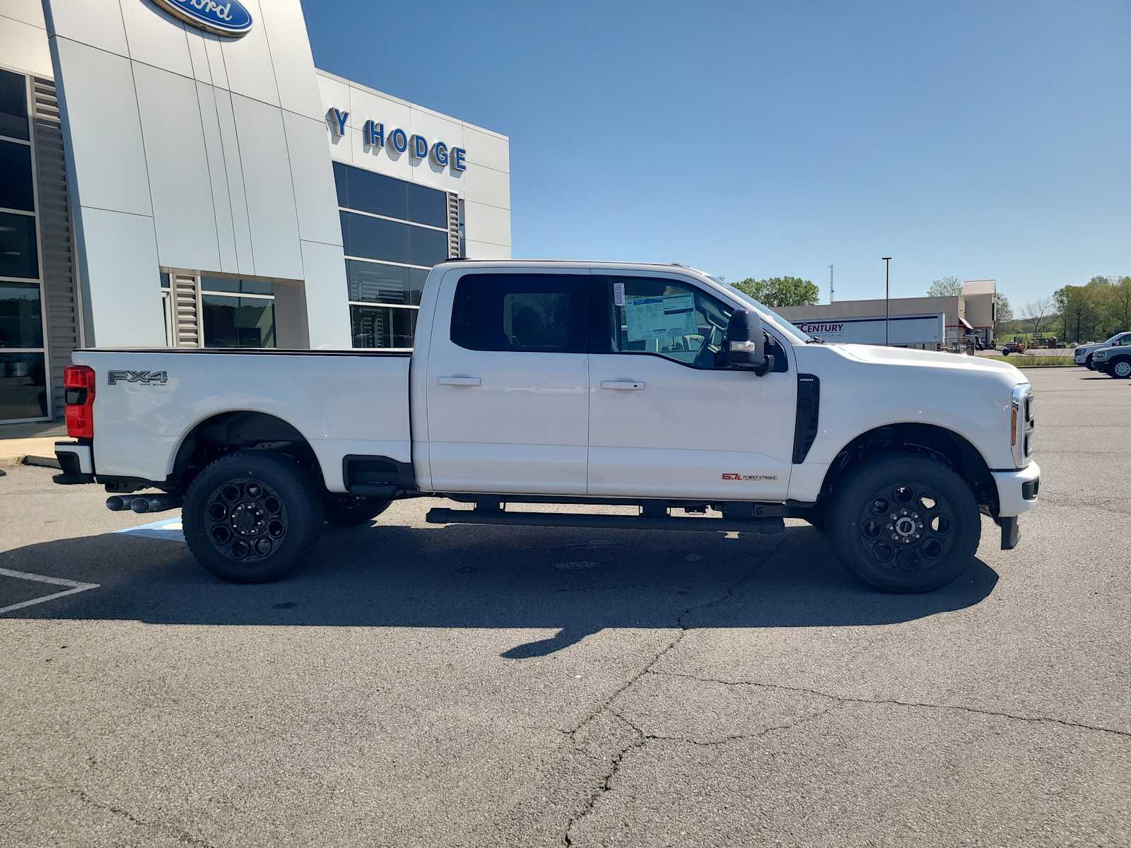 2025 Ford F-250 Lariat photo 2