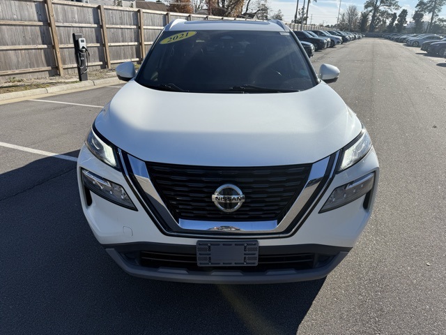 2021 Nissan Rogue SV photo 4