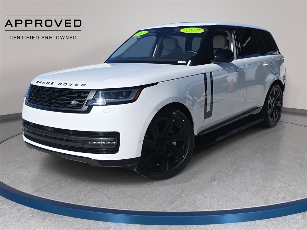 2023 Land Rover Range Rover SE's photo