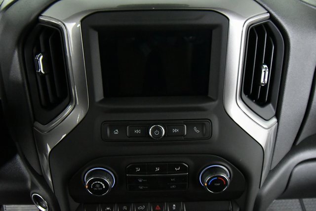 2026 Chevrolet Silverado 1500 Custom photo 3