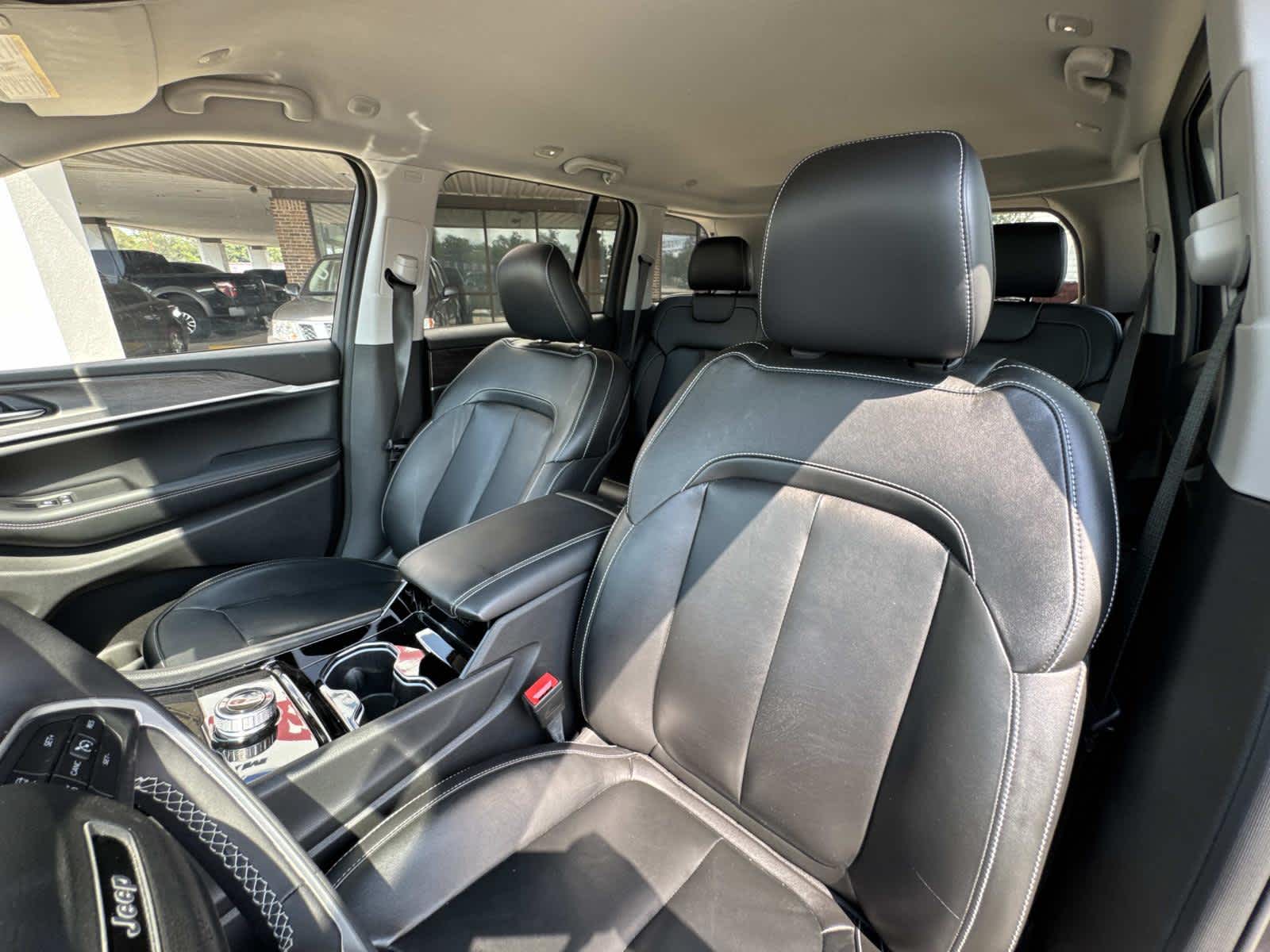 2023 Jeep Grand Cherokee Limited photo 47