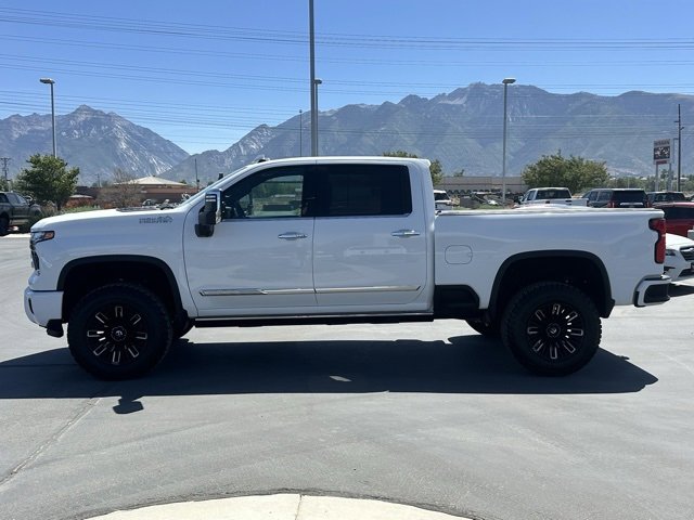 2025 Chevrolet Silverado 3500HD High Country photo 6