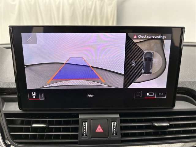 2025 Audi Q5 45 S line Premium Plus photo 8